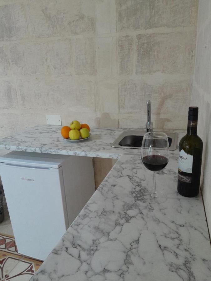 Limestone Sun Suites Sliema Ngoại thất bức ảnh